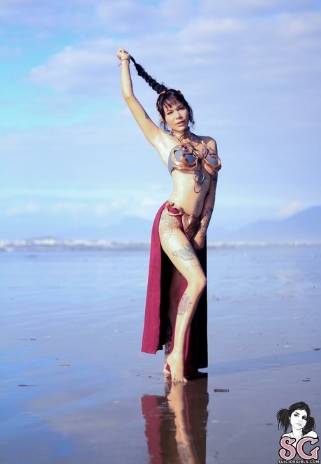 Ilana SG model erotic image