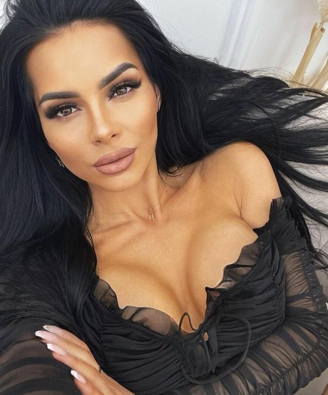 ilailonaa pornographic actress pictures