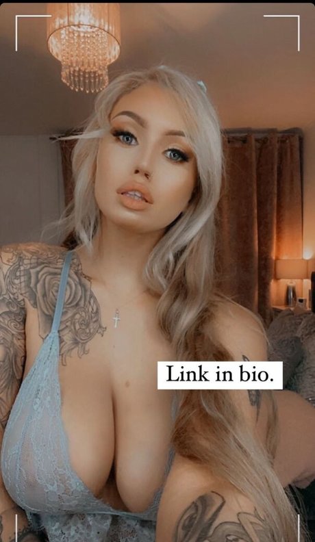 Annalise Norvell nude model picture