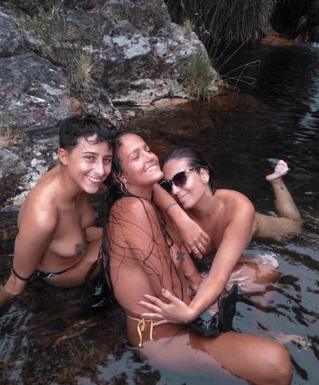 Laubrasil model naked pic