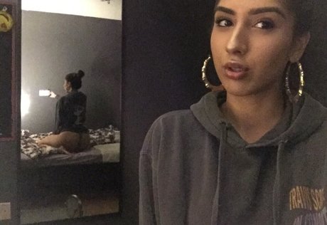 Jasdeep Johal nude pornstar pics