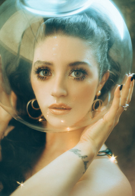 Mckenzie Eckels naked actress pictures