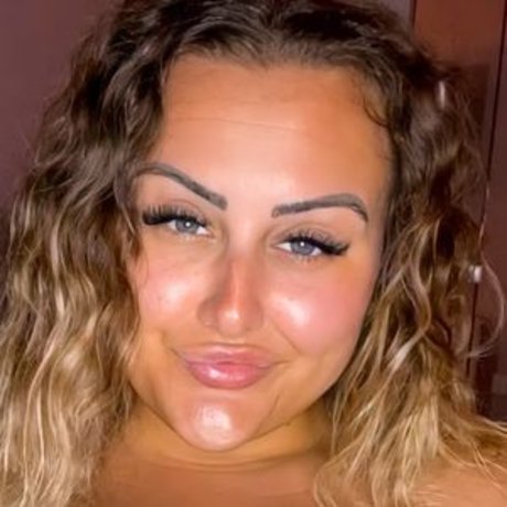 mollyjaynee star high quality picture