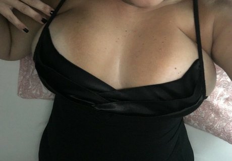 popular onlyfans art xxx images