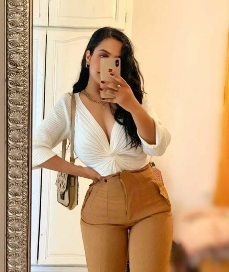 Olfa Fouzai pornstar nude images