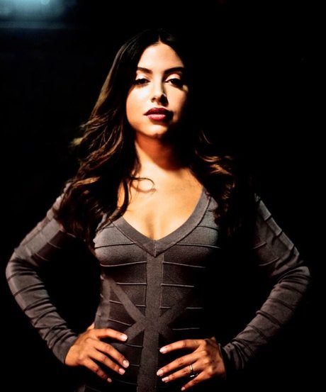 Cinthya Carmona pornstar image