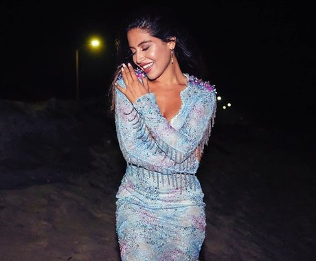 Cinthya Carmona art actress pictures