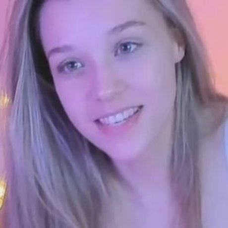 Amy__haris high quality actress photo