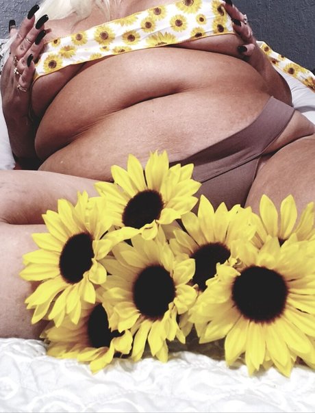 babe brunette onlyfans sex photo