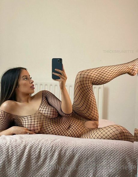 Thick Brunette star nudes image