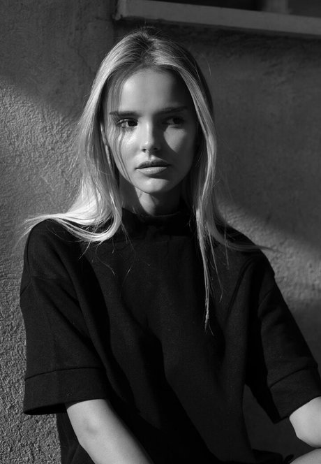 ffm onlyfans beautiful naked photo