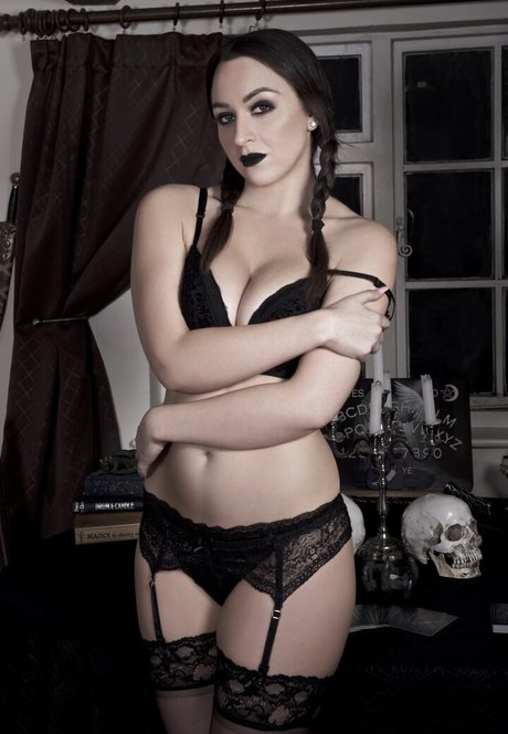 Arty Fakes pornstar top photos