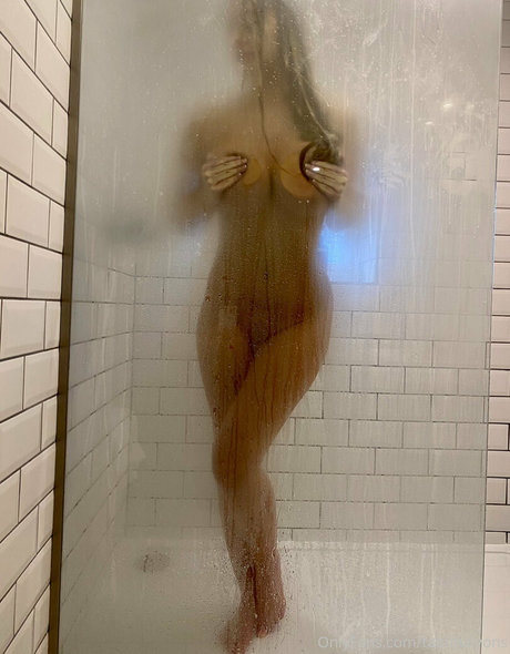 Arty Fakes model galleries