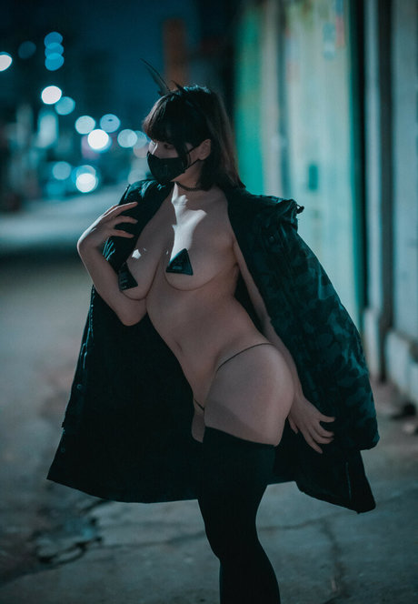 Djawa Jenny hot star img