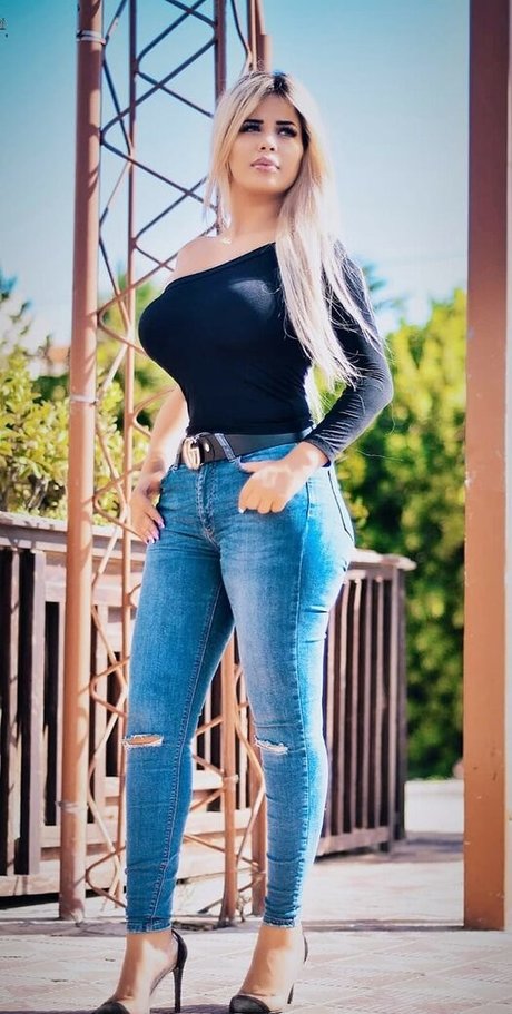 Ahlem top model gallery