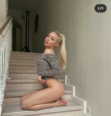 Grishkonel model top pic