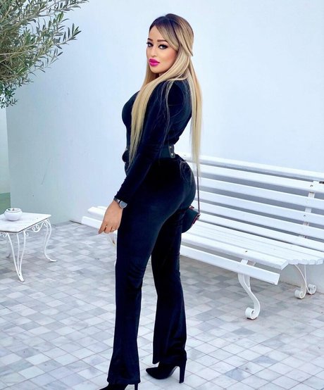 Imen Loulou pornstar beautiful img