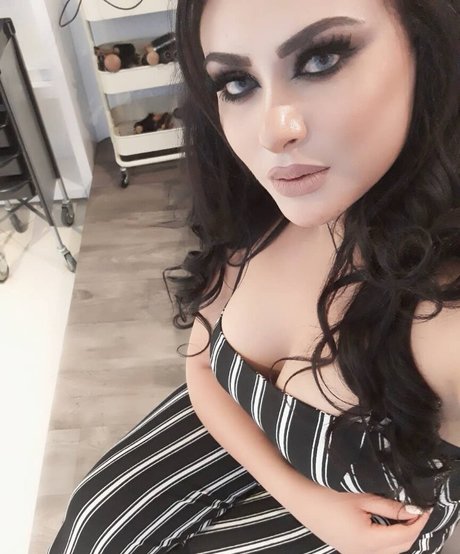 Narjes Beji star hot picture