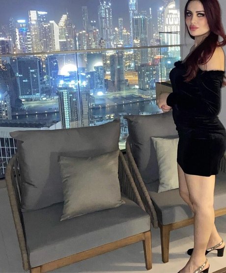 Sawssen Mbarek pornographic actress photos