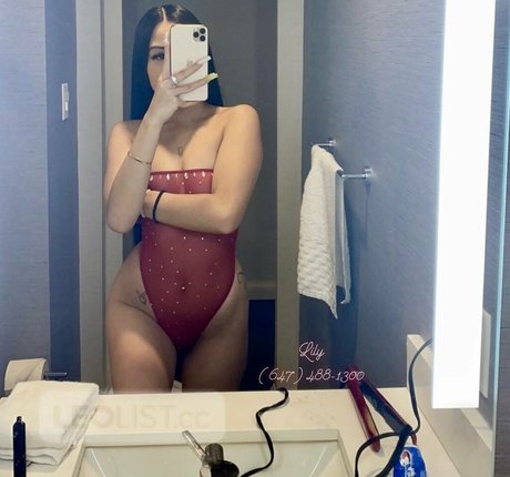 Baby Lily xxx pornstar image