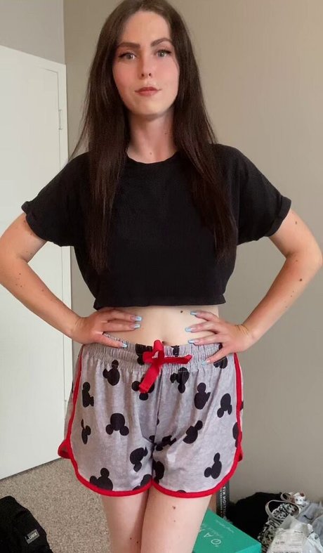 Olivia Evenstar pornstar xxx archive