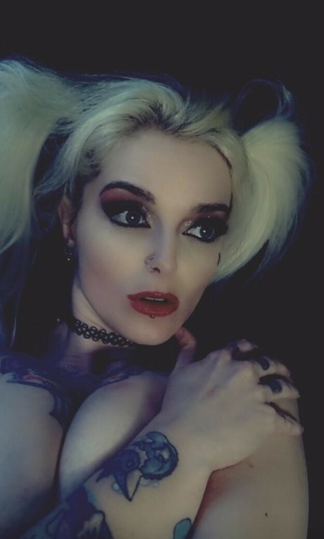 Gothicsushii erotic star galleries