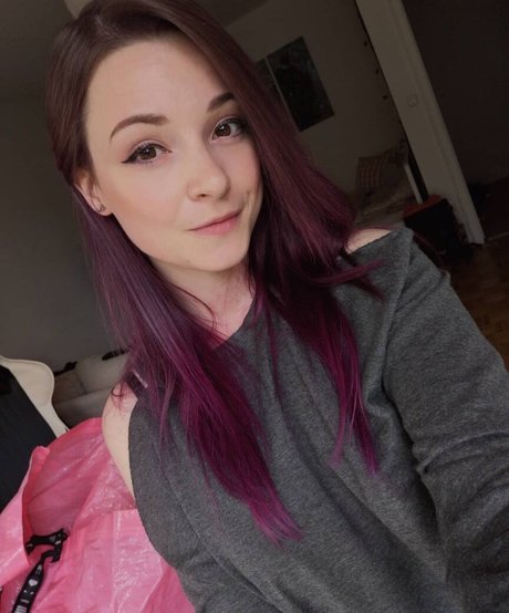 rainbowf0x best actress picture