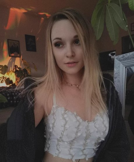 teen asian onlyfans nice image