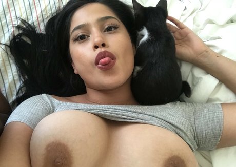 LaMoneyDiosa pornstar high quality gallery