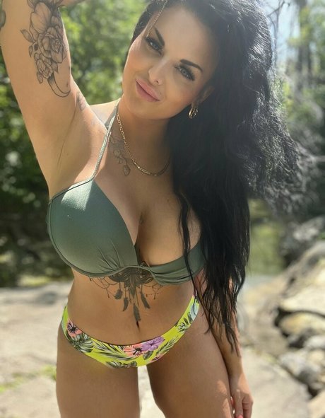 Bigtwins exclusive pornstar photos