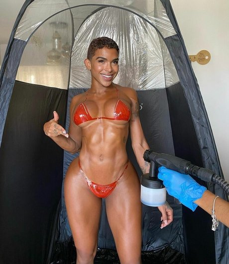 Aimee Acevedo top star pic