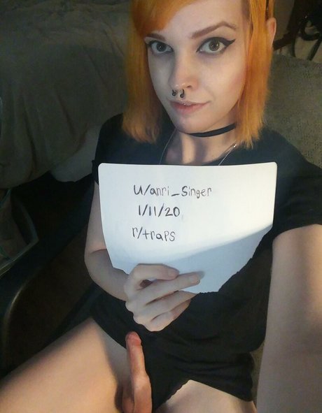 Anri Singer erotic model pic