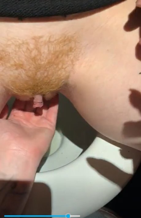 Pixie Peach hd model pic