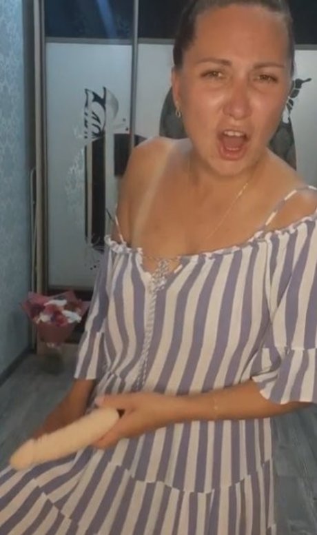 Nadezhda Babkina art star gallery