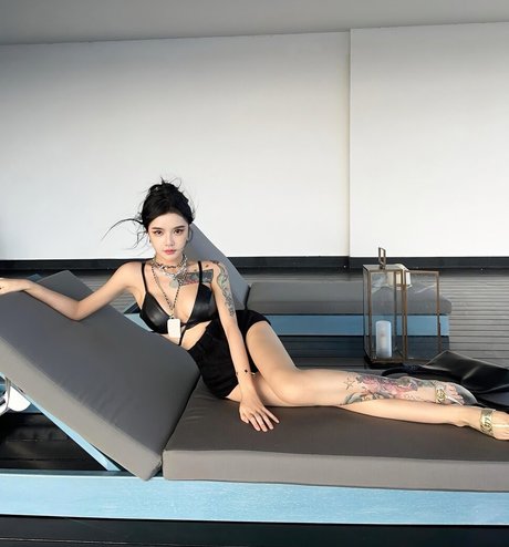 xyyoff art actress pictures