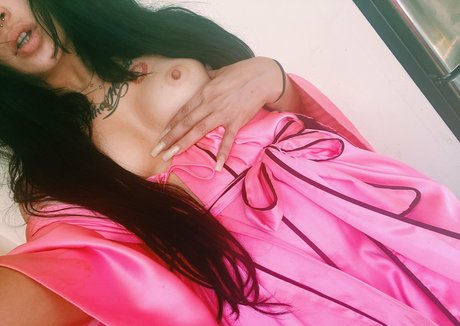 Daphne Del Rey model nice galleries