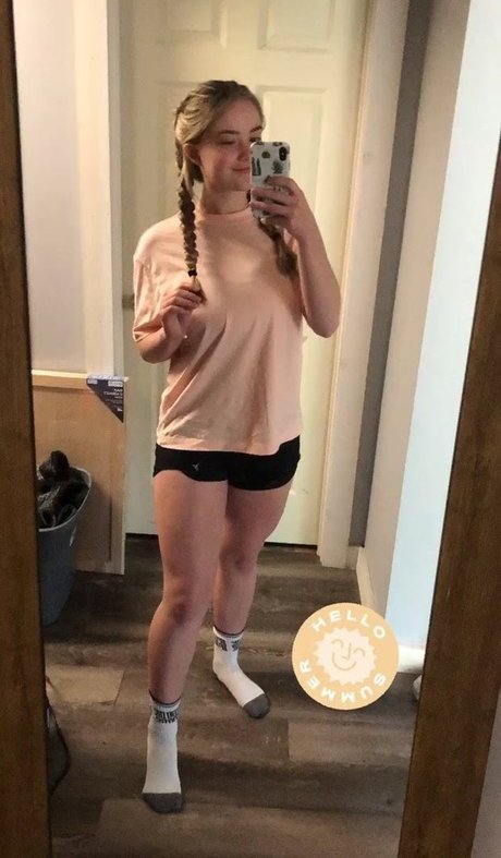 Madi ASMR hd star images