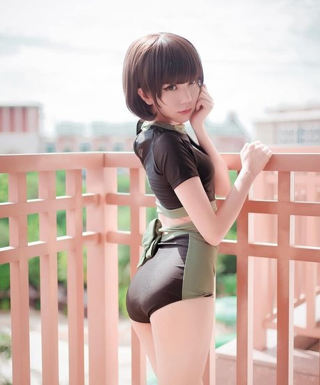 curvy muscle onlyfans pornographic photos