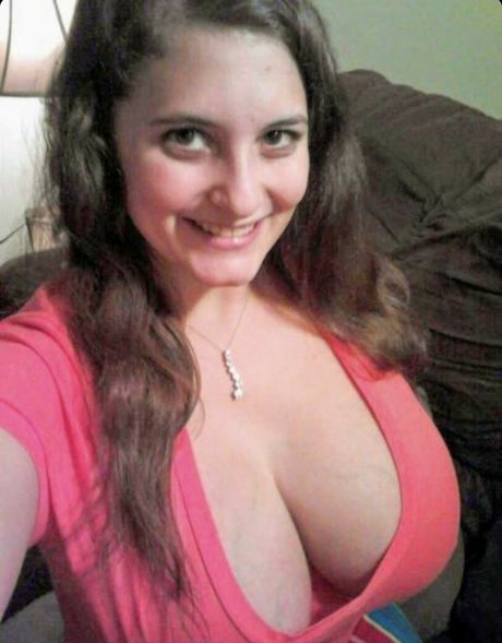 Avery Millah art actress pictures