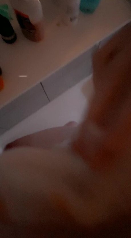 Emmahdorable xxx actress img