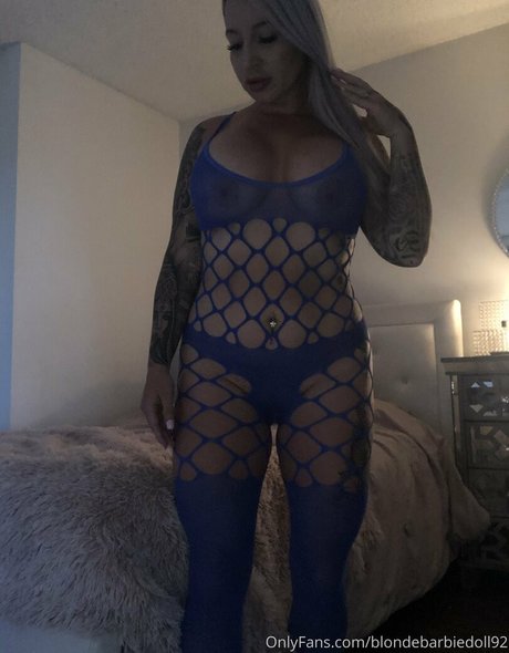 Blondebarbiedoll92 pornstar perfect picture