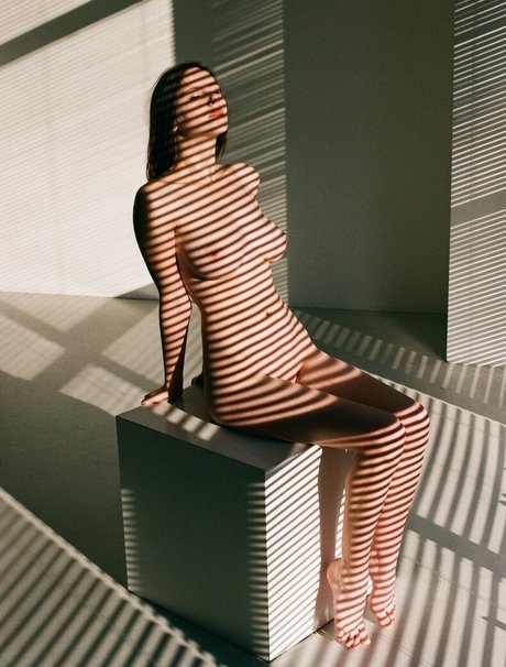 invaklina pornstar erotic image