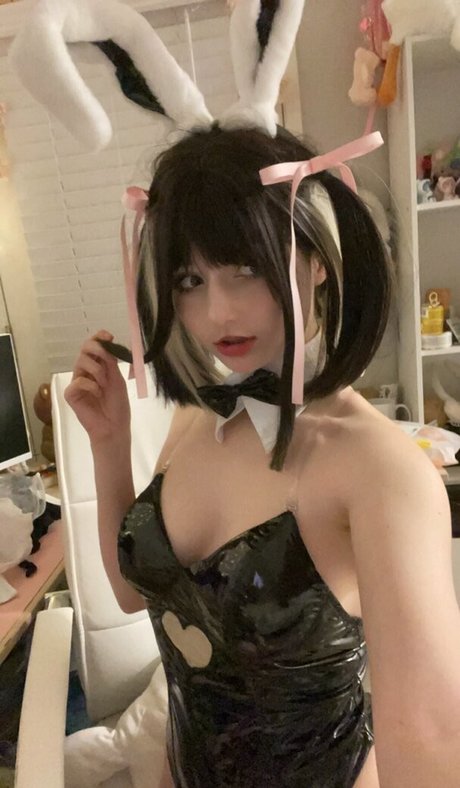 llampinq star erotic galleries