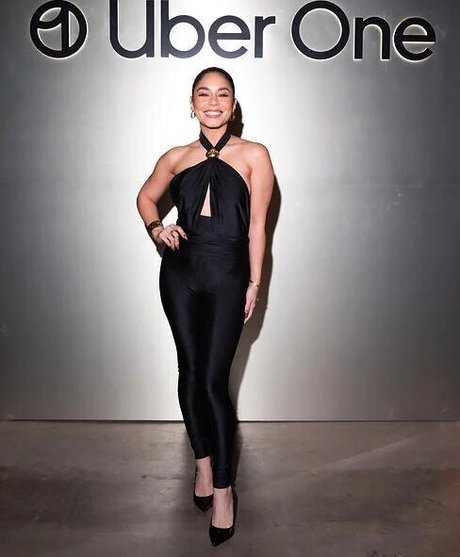 Vanessa Hudgens star nice image