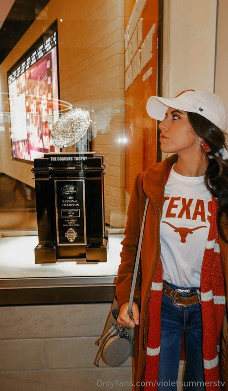 violetbrandani naked pornstar pictures