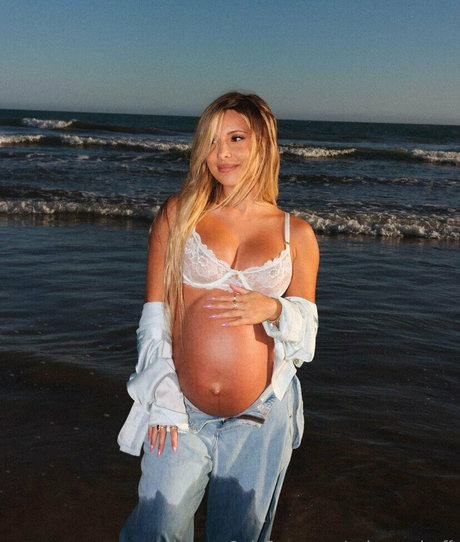 aylawoodruff naked actress pics