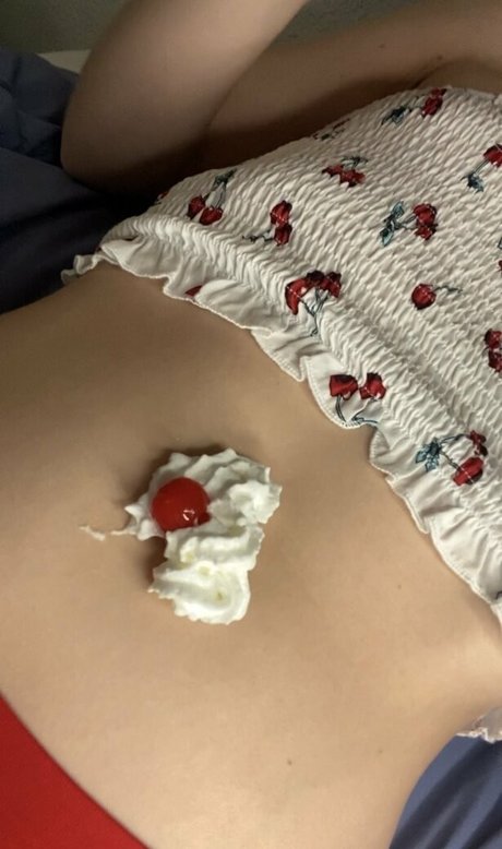 bellymodel2 nude star pictures