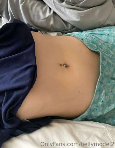 bellymodel2 star perfect img
