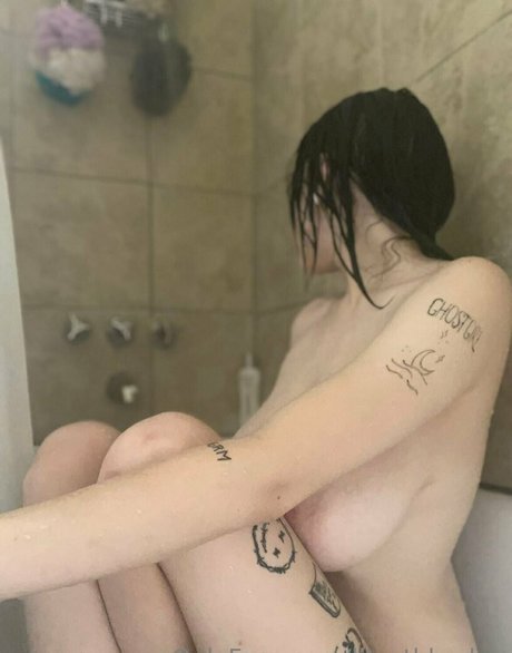 Lilgothbarbie pornstar exclusive pic