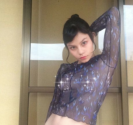 Daniela Montaguth nude model pictures